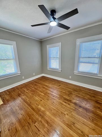 128 W Magnolia Ave Apt 8, San Antonio, TX 78212