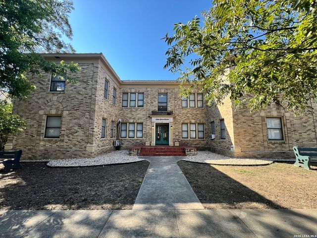 128 W Magnolia Ave Apt 8, San Antonio, TX 78212