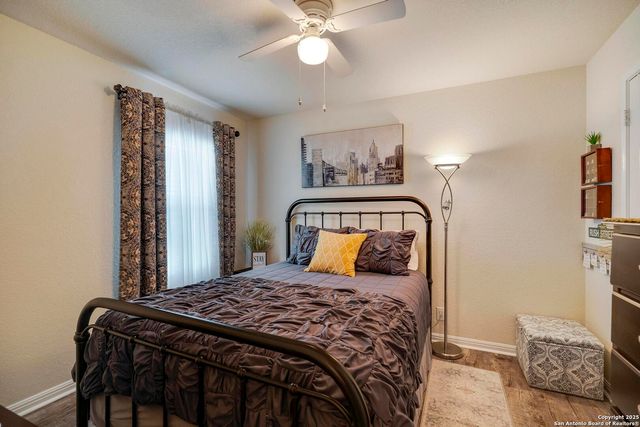 6546 Charles Field, San Antonio, TX 78238