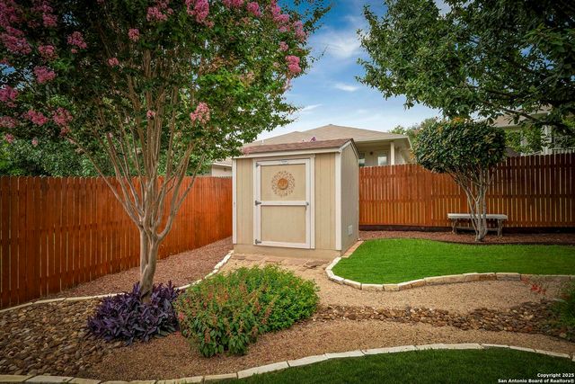 6546 Charles Field, San Antonio, TX 78238