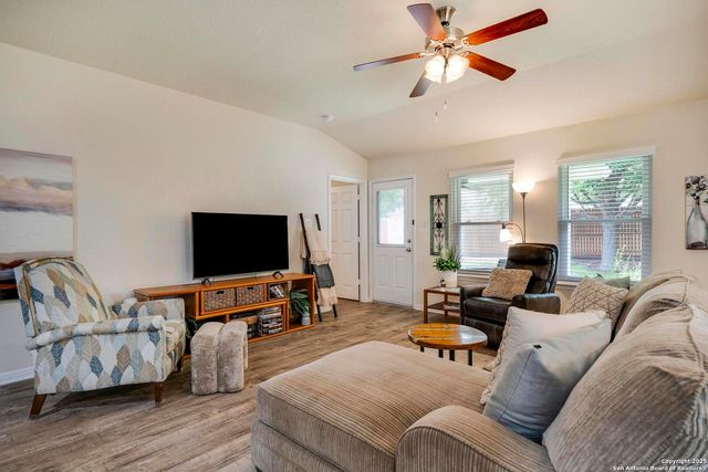 6546 Charles Field, San Antonio, TX 78238