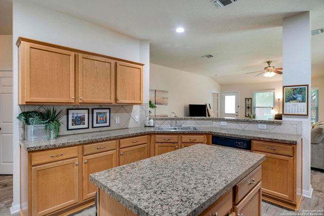 6546 Charles Field, San Antonio, TX 78238
