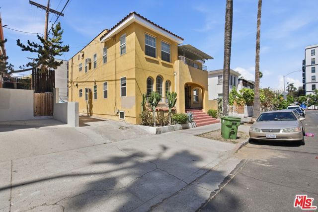 3611 W 4th Street, Los Angeles, CA 90020