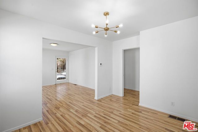 3611 W 4th Street, Los Angeles, CA 90020
