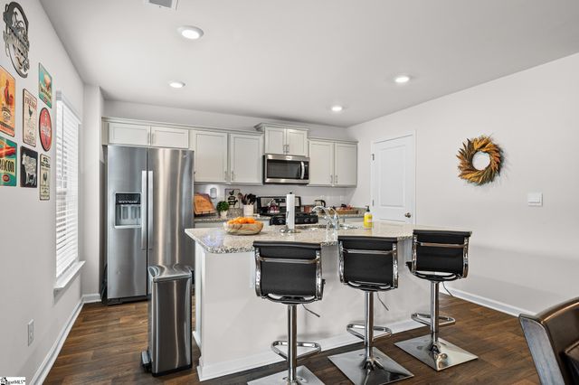500 Ashwood Way, Easley, SC 29640