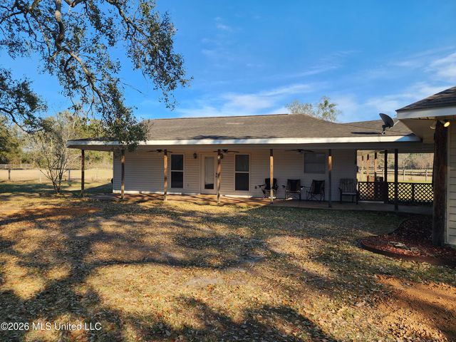 5378 Menge Avenue, Pass Christian, MS 39571