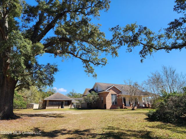 5378 Menge Avenue, Pass Christian, MS 39571