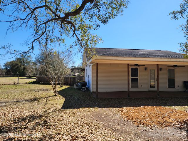 5378 Menge Avenue, Pass Christian, MS 39571
