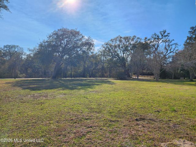 5378 Menge Avenue, Pass Christian, MS 39571