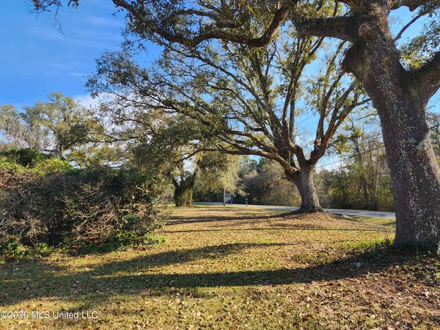 5378 Menge Avenue, Pass Christian, MS 39571