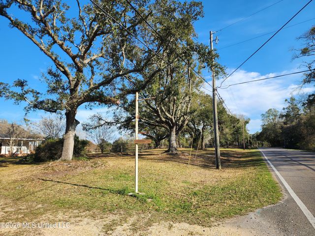 5378 Menge Avenue, Pass Christian, MS 39571