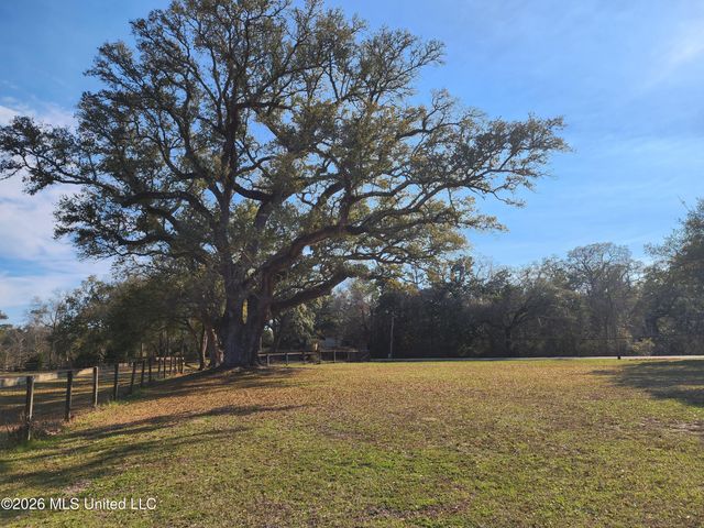 5378 Menge Avenue, Pass Christian, MS 39571