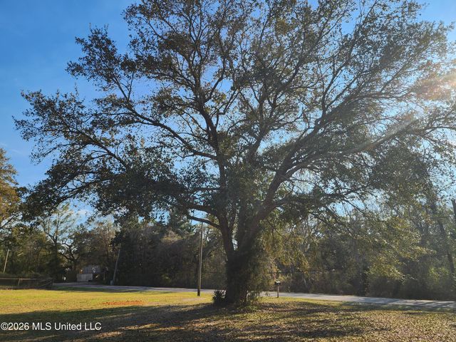 5378 Menge Avenue, Pass Christian, MS 39571