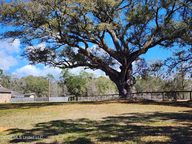 5378 Menge Avenue, Pass Christian, MS 39571