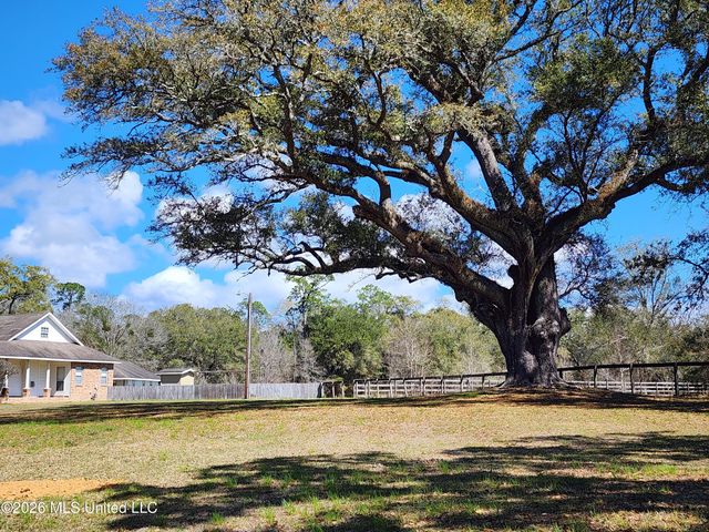 5378 Menge Avenue, Pass Christian, MS 39571