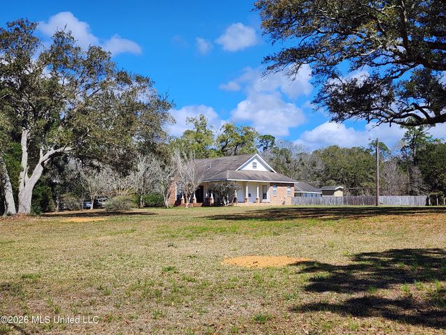 5378 Menge Avenue, Pass Christian, MS 39571