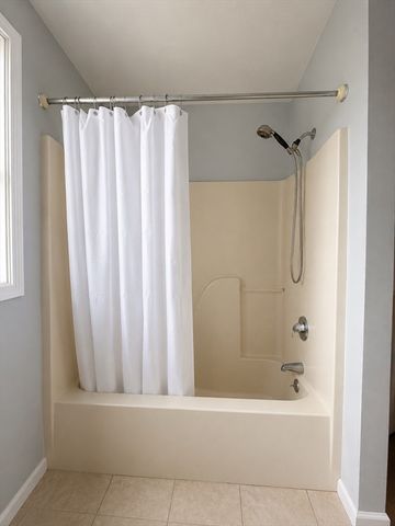 16 Parker St 16, Quincy, MA 02169
