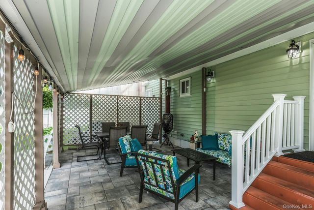 93 Gilroy Avenue, Uniondale, NY 11553