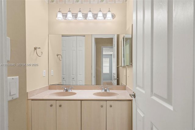 18659 SW 12th Street, Pembroke Pines, FL 33029