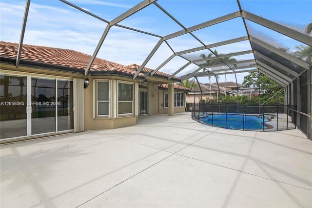 18659 SW 12th Street, Pembroke Pines, FL 33029
