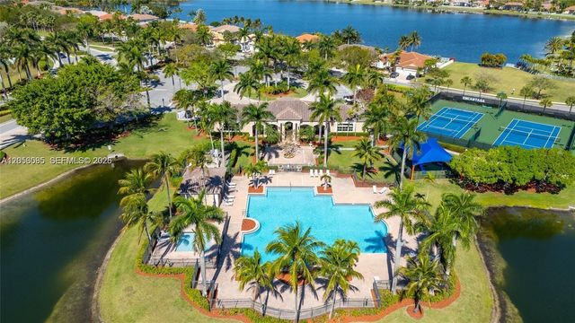 18659 SW 12th Street, Pembroke Pines, FL 33029