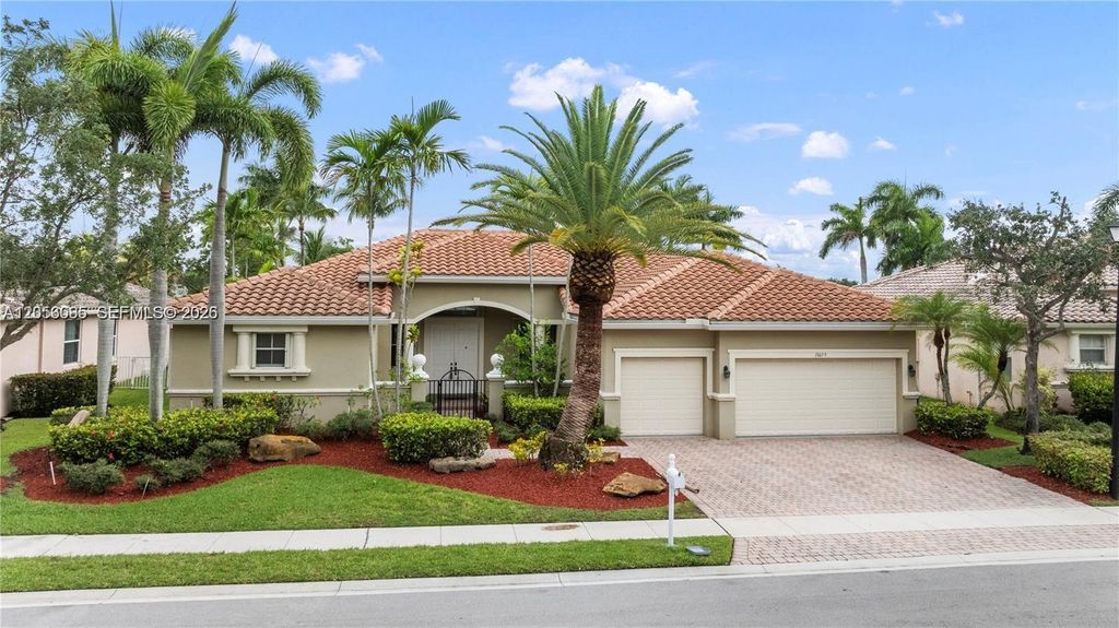 18659 SW 12th Street, Pembroke Pines, FL 33029