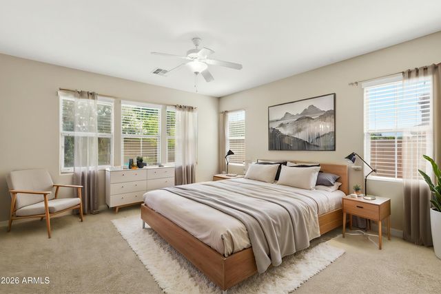 945 W YELLOWSTONE Way, Chandler, AZ 85248