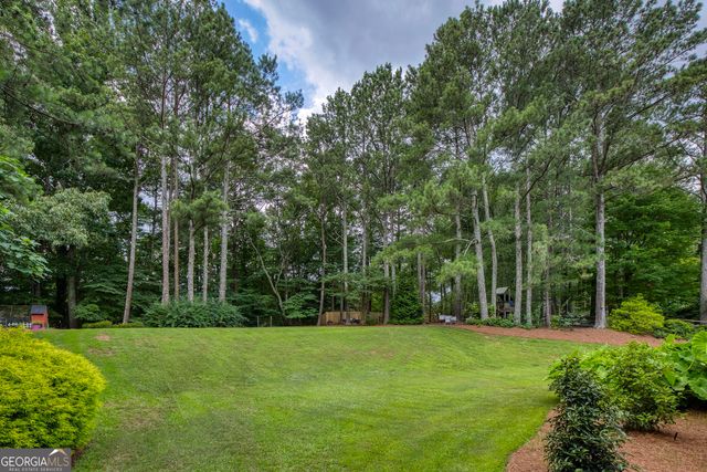 1050 Riceland Court, Roswell, GA 30075