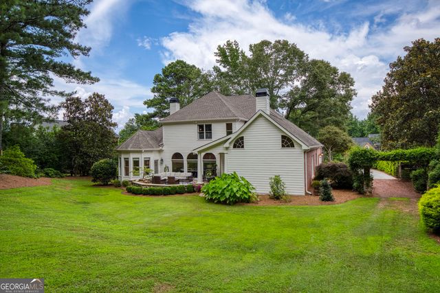 1050 Riceland Court, Roswell, GA 30075