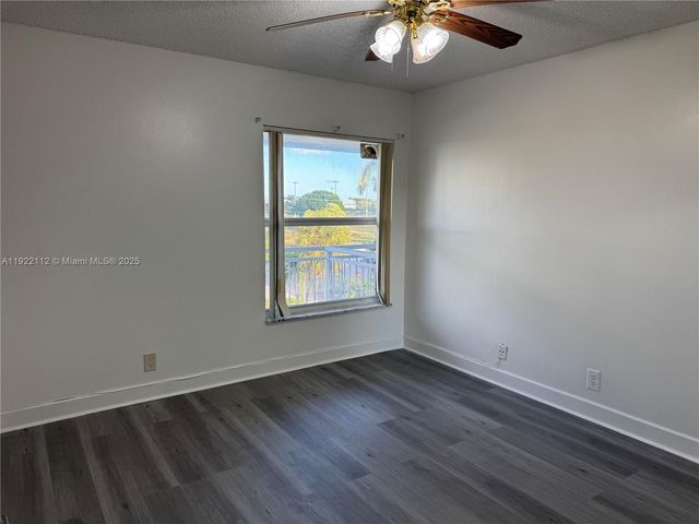 405 S Pine Island Rd 413D, Plantation, FL 33324