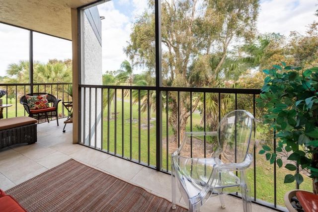 16251 Golf Club Road 305, Weston, FL 33326