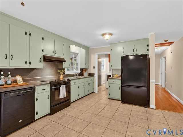 5700 Baron Dr, Chesterfield, VA 23832