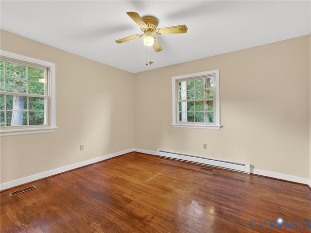 5700 Baron Dr, Chesterfield, VA 23832