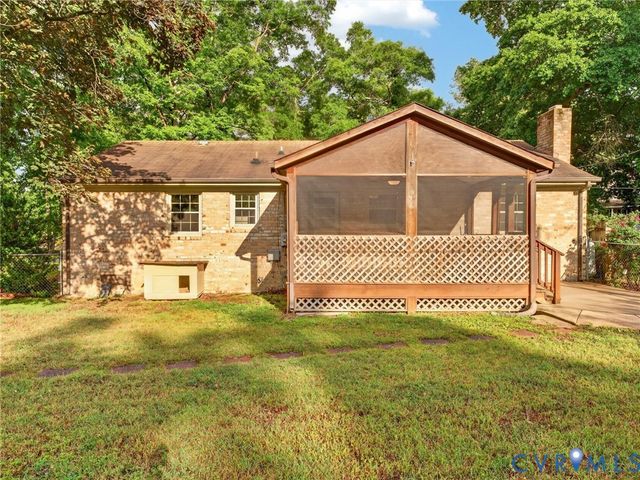 5700 Baron Dr, Chesterfield, VA 23832