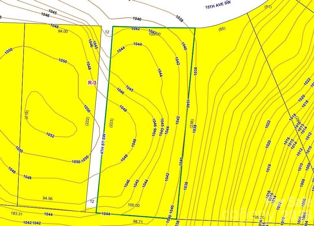 411 15th Avenue SW, Hickory, NC 28602