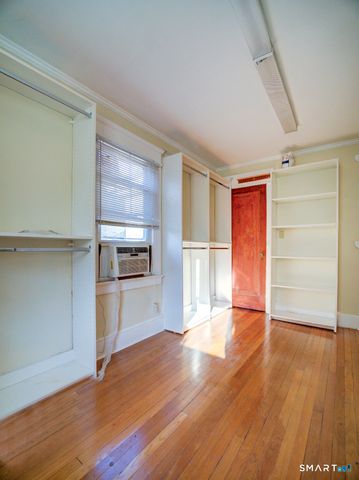 529 Yale Avenue, New Haven, CT 06515