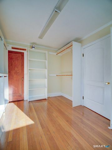 529 Yale Avenue, New Haven, CT 06515