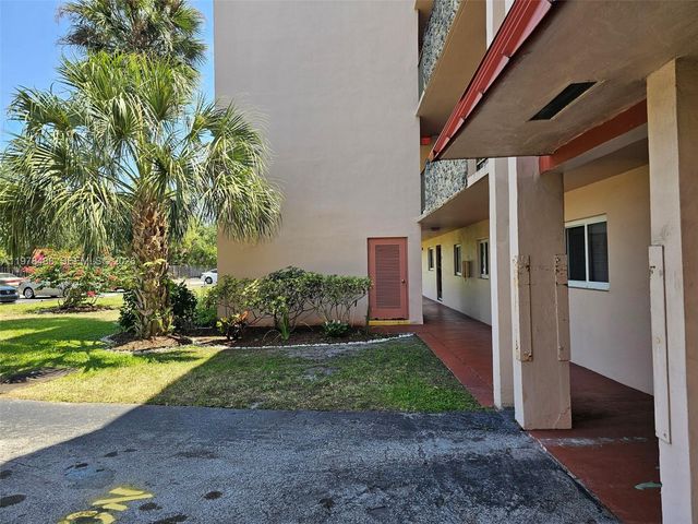 1103 NW 58th Ter 321, Sunrise, FL 33313