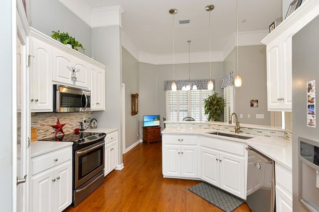 300 Inverness, Dothan, AL 36305