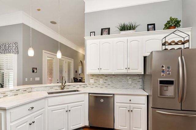 300 Inverness, Dothan, AL 36305