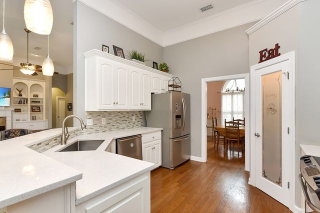 300 Inverness, Dothan, AL 36305