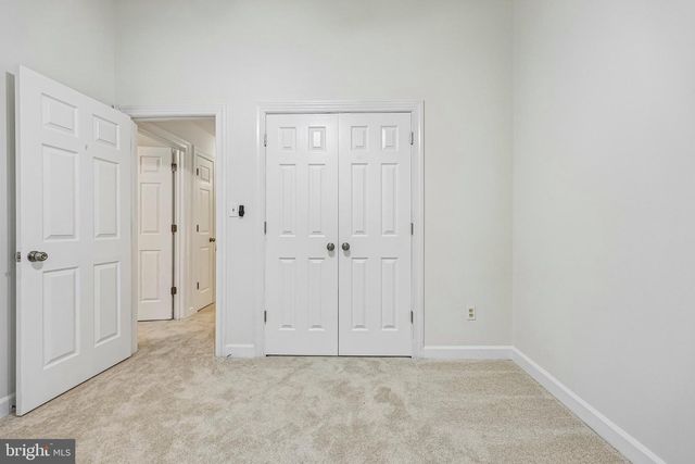 21208 HEDGEROW TER, Ashburn, VA 20147