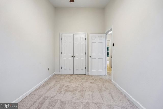 21208 HEDGEROW TER, Ashburn, VA 20147
