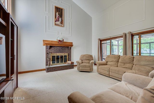 73 Windsor Drive, Eatontown, NJ 07724