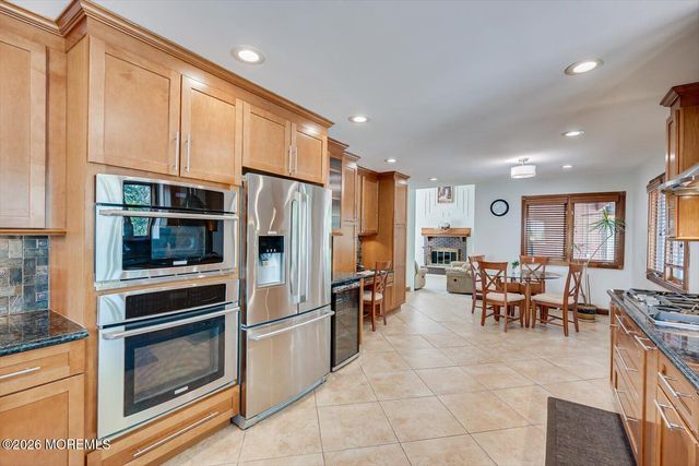 73 Windsor Drive, Eatontown, NJ 07724