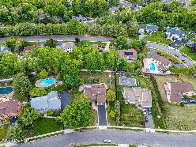 73 Windsor Drive, Eatontown, NJ 07724