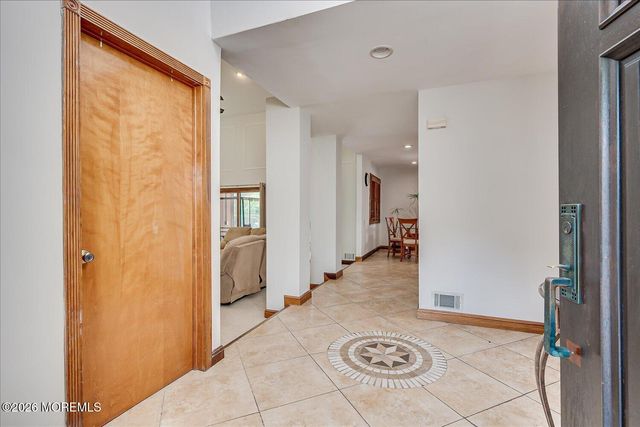 73 Windsor Drive, Eatontown, NJ 07724