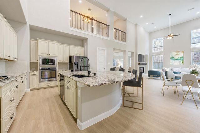 5315 Sterling Manor Lane, Sugar Land, TX 77479