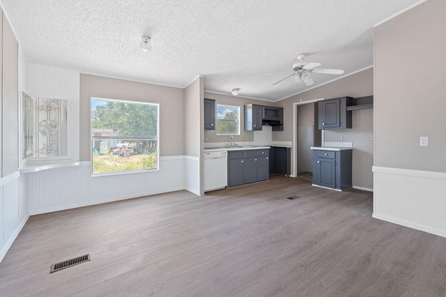 1385 Pettytown RD, Dale, TX 78616