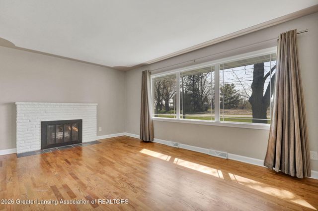 15499 Wood Road, Lansing, MI 48906